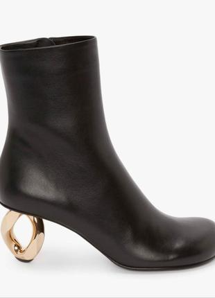Jw anderson, proenza shouler, jil sander
