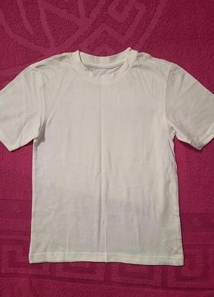 Футболка-6-7 лет