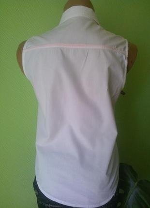 Рубашка летняя без рукавов с яркорозовой вышивкой с натуральной ткани2 фото