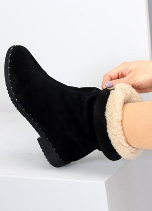 Натуральні шкіряні та замшеві зимові чорні черевики - напівчоботи8 фото