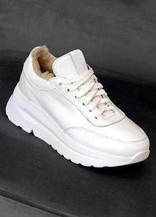 Натуральні шкіряні зимові утеплені білі кросівки2 фото