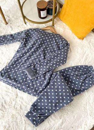 Махрова флісова тепла піжама з масочкою в комплекті4 фото
