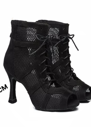 Туфлі для heels та інших танців, є розміри