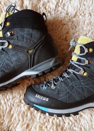 Ботинки женские salewa ws mtn trainer mid gtx 631162 фото