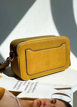 Женская желтая сумка с широким ремнем через плечо marc jacobs 🆕 сумка кросс боди2 фото