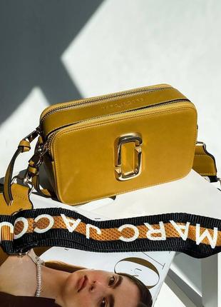 Женская желтая сумка с широким ремнем через плечо marc jacobs 🆕 сумка кросс боди6 фото