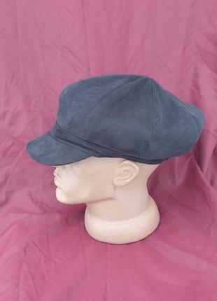 Жiночий кашкет, картуз