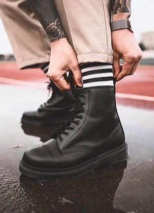 dr martens 1640 mono