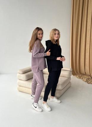 Тепленький костюм со свободным удлиненным худи и брюками-джоггерами