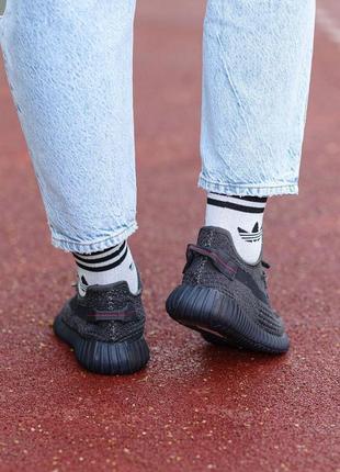 Мужские кроссовки adidas yeezy boost 350 v2 black reflective 41-42-43-44-457 фото