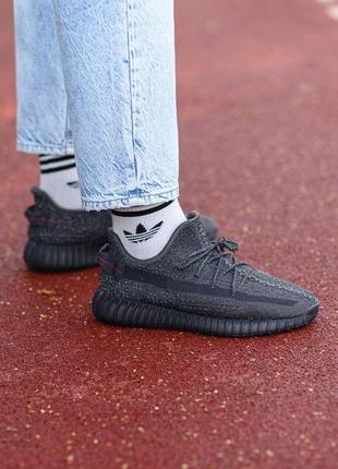 Мужские кроссовки adidas yeezy boost 350 v2 black reflective 41-42-43-44-456 фото
