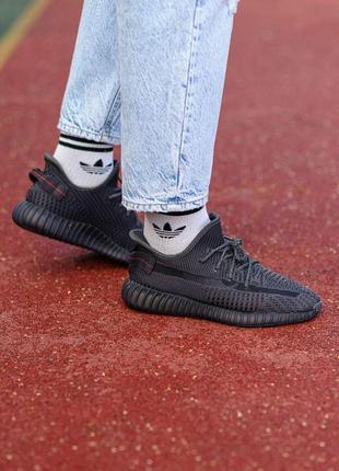 Мужские кроссовки adidas yeezy boost 350 v2 black reflective 41-42-447 фото