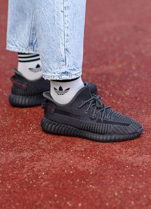 Мужские кроссовки adidas yeezy boost 350 v2 black reflective 41-42-443 фото