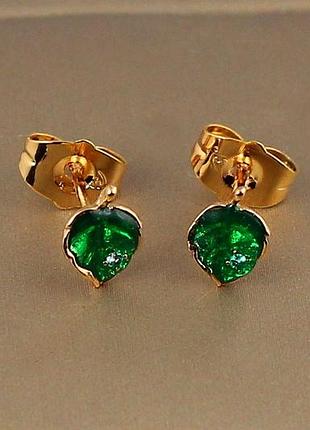 Сережки гвоздики xuping jewelry зелений листочок з крапелькою 9 мм золотисті