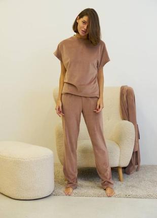 Домашній велюровий комплект футболка, штани, халат7 фото