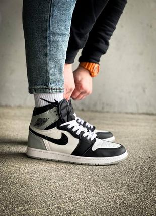 Кросівки nike air jordan 1 retro white black grey3 фото