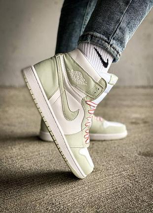 Кросівки Women S Air Jordan 1 Low White Aluminum