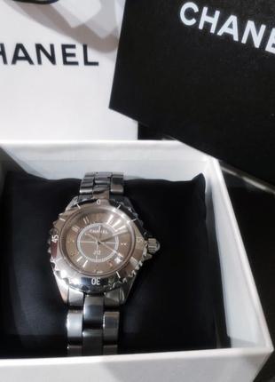 Часы chanel j12