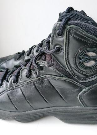Высокие кожаные зимние ботинки оригинал reebok 37р. 24.5 см.