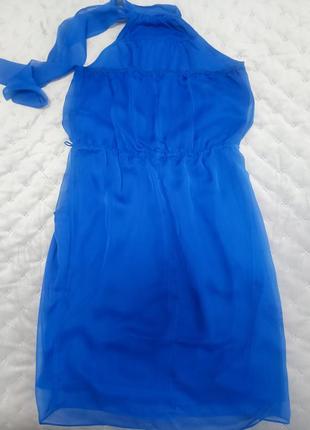 Сукня яскраво-синього коліру
