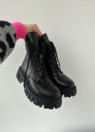 Ботинки женские зимние кожаные на меху, не высокие, на шнуровке и молнии, фабрика украина, черные