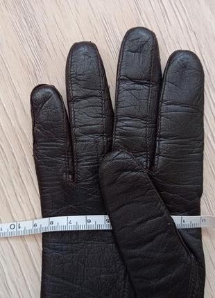 Коричневі шкіряні рукавички10 фото