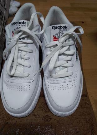 Новые кроссовки reebok classic4 фото