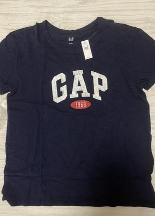 Чоловіча футболка gap