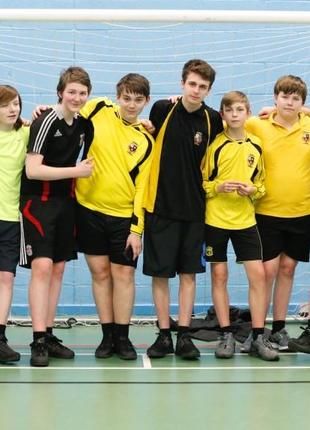 Футболка -поло liverpool