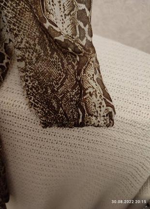 Сукня міді зі зміїним принтом4 фото