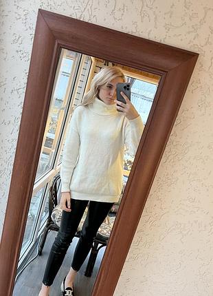 Белый теплый длинный свитер 2