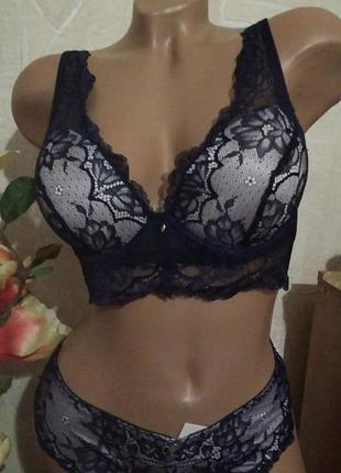 Комплект нижньої білизни від фірми weiyesi