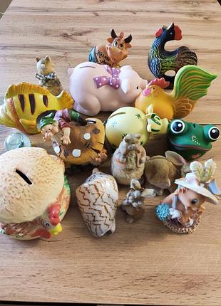 Статуэтки и копилки. всего 15 шт
