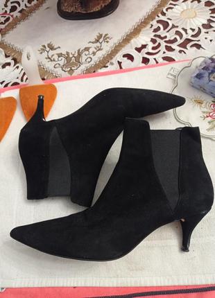 Сапожки замшевые.