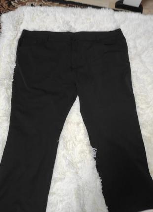 Класичні чорні брюки великого розміру