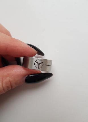 Минималистичное кольцо перстень с логотипом mercedes benz сталь2 фото