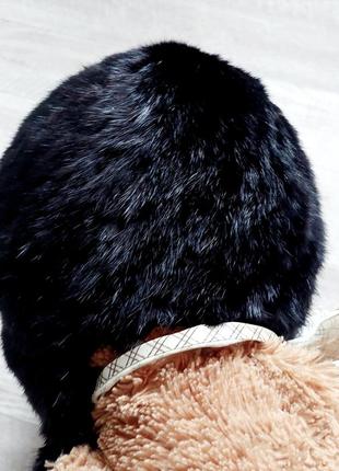 Теплая зимняя шапка из норки на вязаной основе с косточками.3 фото