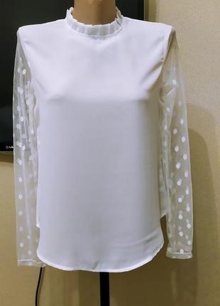 Нарядная белая блуза