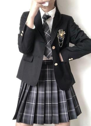 Картата краватка на темному сірому ремінці в клітинку чорний шкільна форма