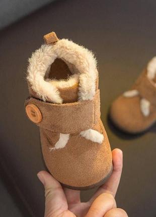 Зимові черевики для малюків2 фото