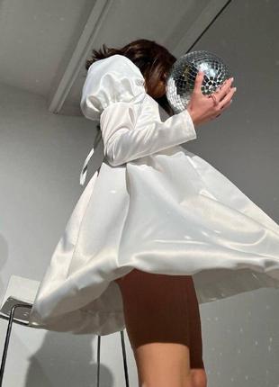 Яркое белое платье с широкой юбкой клеш миди высокая талия длинные рукава вечернее...