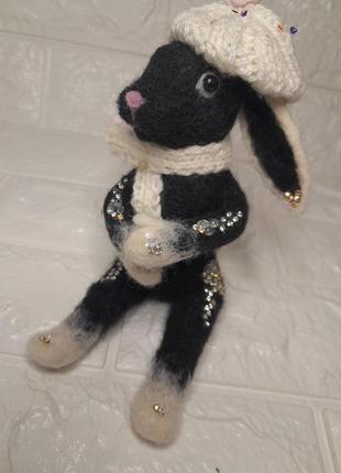 Кролик черный, новоподходящий