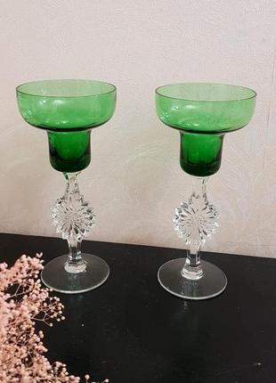 Вінтажні підсвічники до святкового столу 2 шт. кольорове радянське скло зелене ссср1 фото