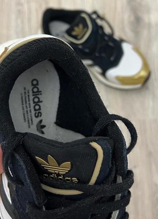 Кроссовки оригинал adidas золото6 фото