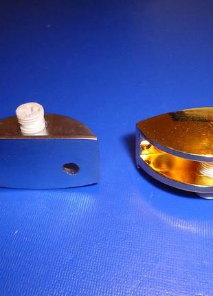 Крепеж для полки 6мм пластиковый зажим