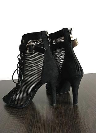 Взуття для танців high heels. висота підбору 9 см.