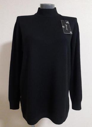 Базовый,уютный удлиненный джемпер под горло,свитшот с разрезами по бокам,с кашемиром