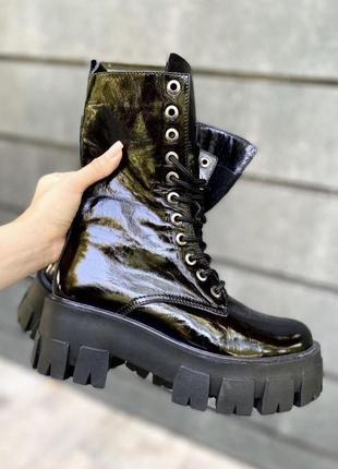 Зимние ботинки лак