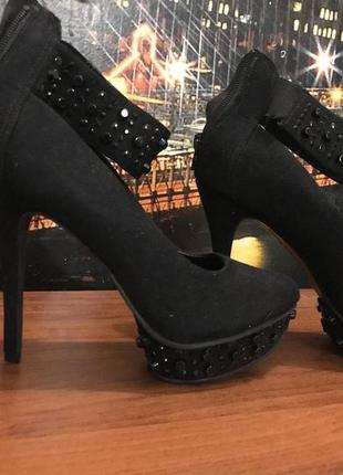 Босоножки catwalk туфли шпильки сандали стильные актуальные тренд3 фото