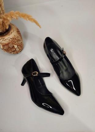 Босоножки женские 35.36.37.38.39.40 цвет бежевый  чорный, красный3 фото